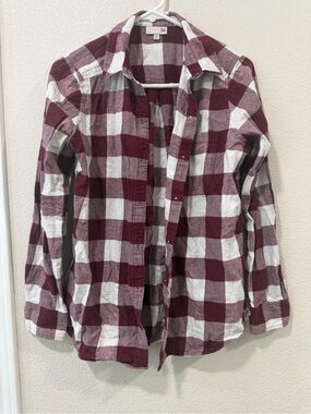 Burgundy & White Plaid Button-Up Shirt